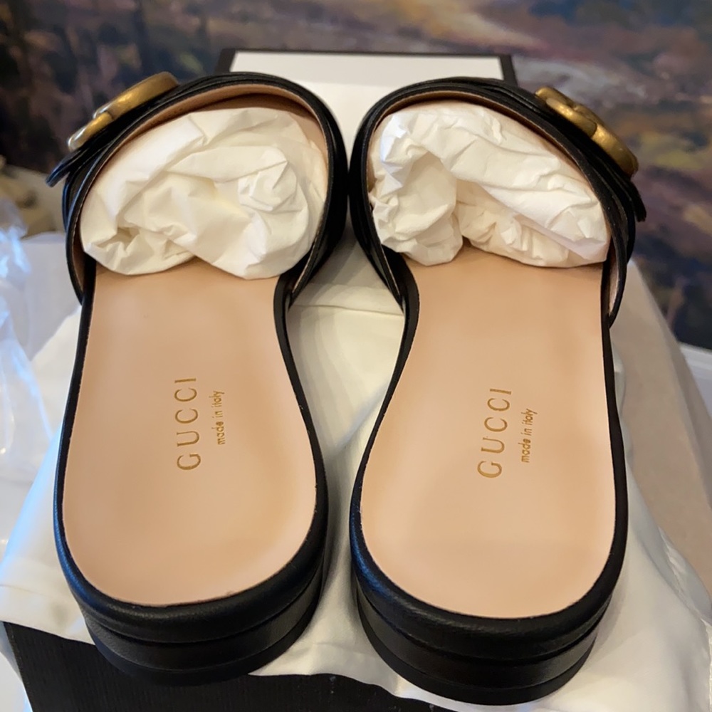 Authentic Gucci Marmont GG Leather Sandal - Picture 5 of 12